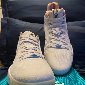 Kyrie 3